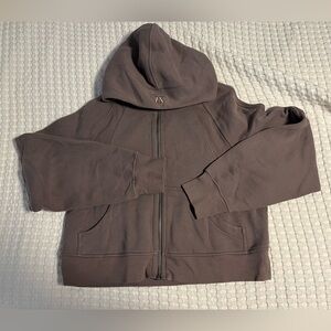 Lululemon full zip scuba